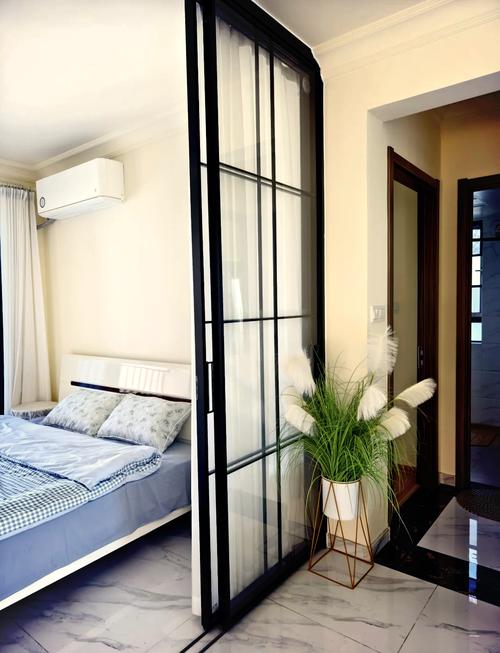 _卧室客厅隔断设计_卧室与客厅之间的隔断墙怎么做