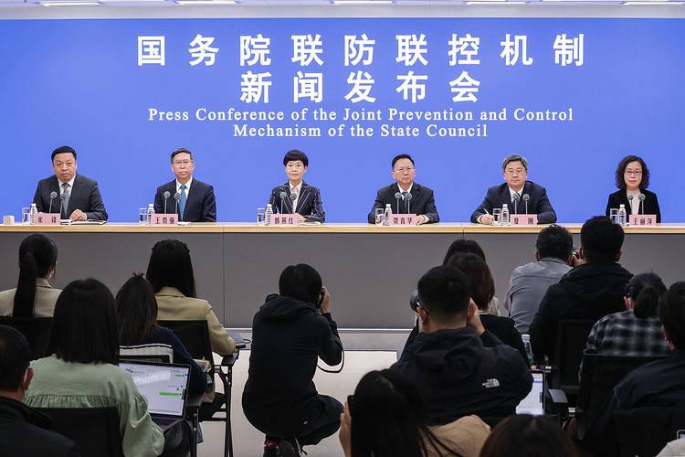 疫情新闻发布会最新消息 记者问疫情答记者问